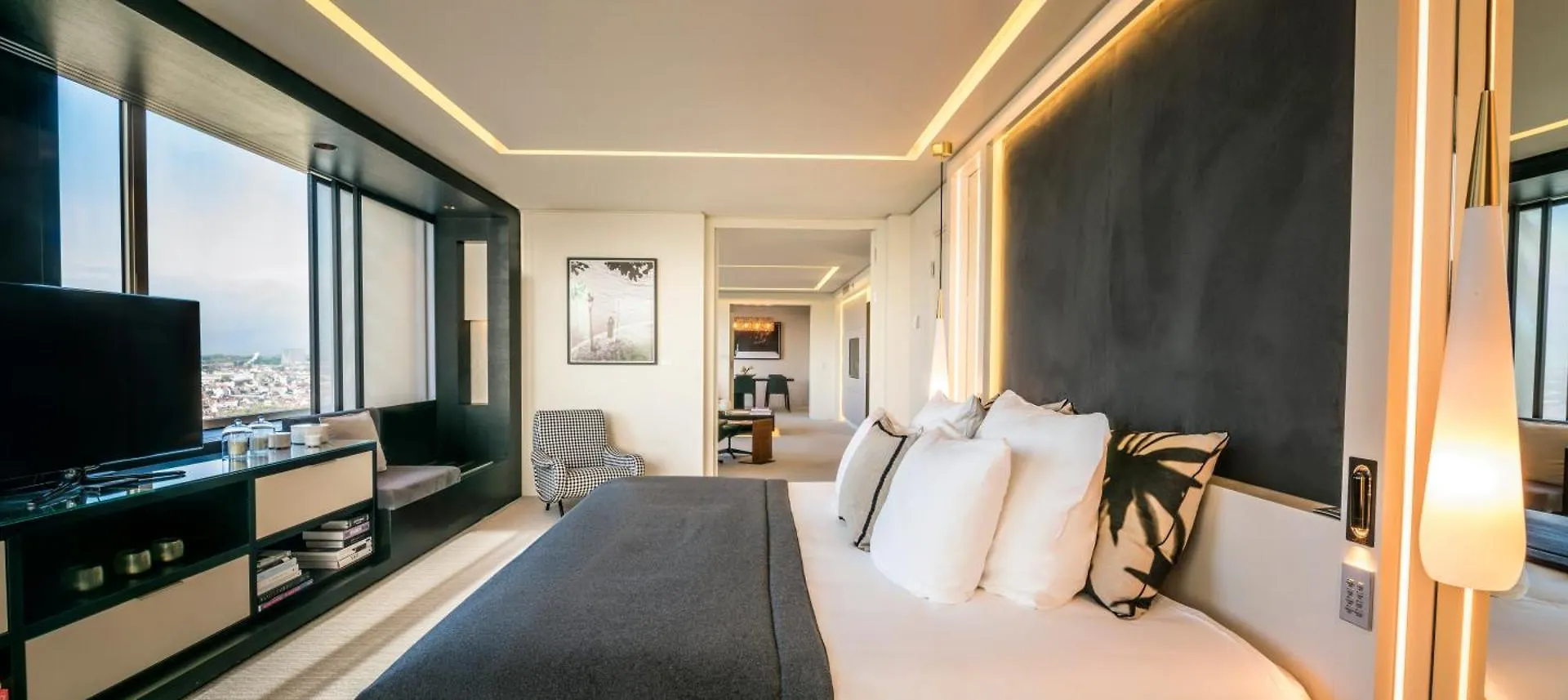The Hotel Brussels